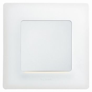 Etika Выключатель 1кл с подсветкой 10A винтовой зажим белый (672203)